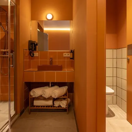The Loft House Хостел Севилья