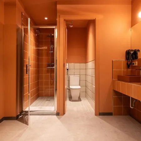 The Loft House Хостел *